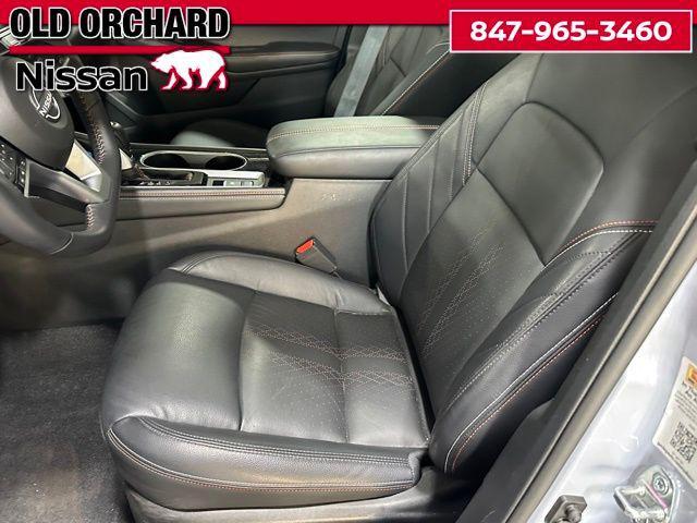 Photo of 2024 Gray Sky Pearl Nissan Altima