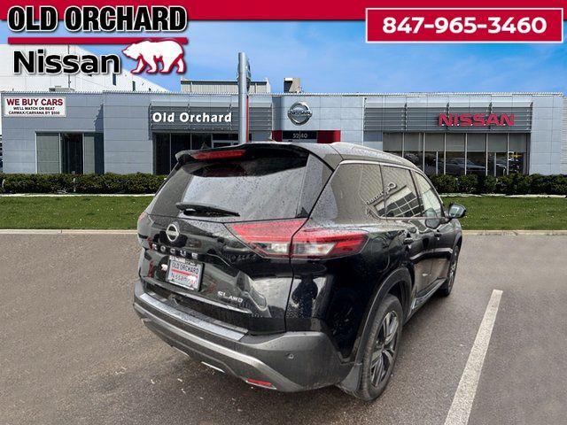 Photo of 2023 Super Black Nissan Rogue