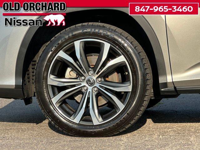 Photo of 2020 Atomic Silver Lexus RX 350