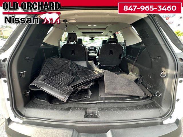 Photo of 2018 Summit White Chevrolet Traverse