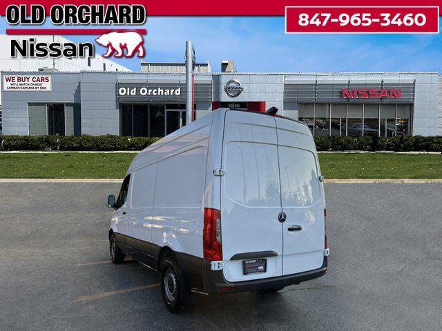 Photo of 2020 Arctic White Mercedes-Benz Sprinter 2500