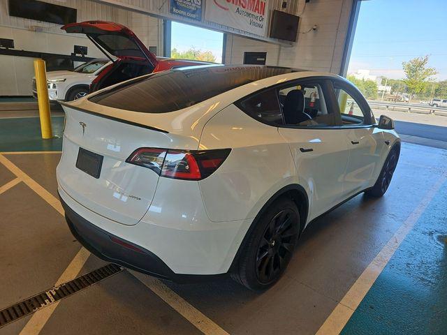 Photo of 2020 Pearl White Multi-Coat Tesla Model Y