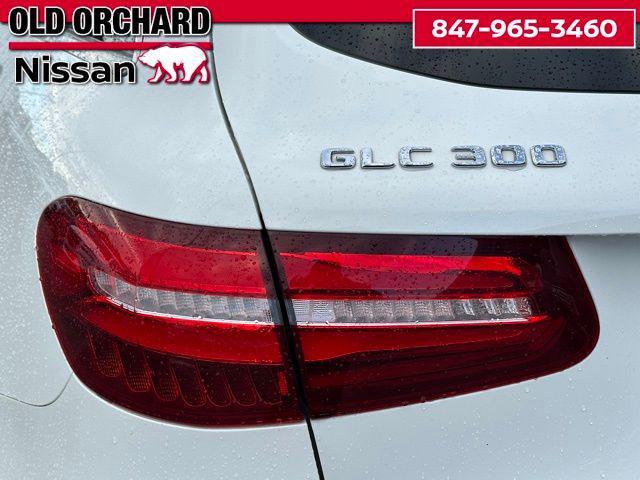 Photo of 2019 Polar White Mercedes-Benz GLC 300
