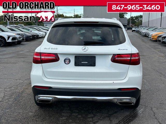 Photo of 2019 Polar White Mercedes-Benz GLC 300