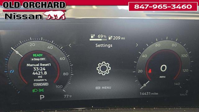 Photo of 2024 Boulder Gray Pearl/Black Diamond Pearl Nissan ARIYA