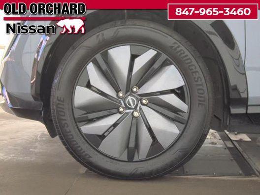 Photo of 2024 Boulder Gray Pearl/Black Diamond Pearl Nissan ARIYA
