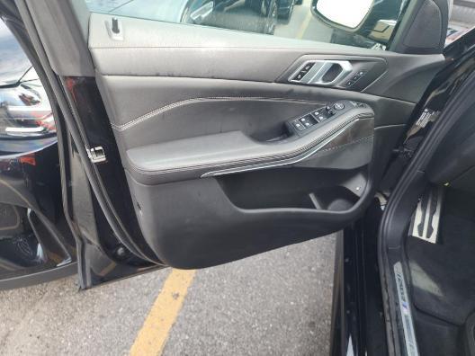 Photo of 2022 Black Sapphire Metallic BMW X5 PHEV