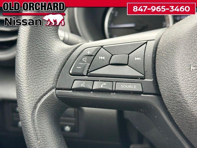 Photo of 2024 Super Black Nissan Kicks