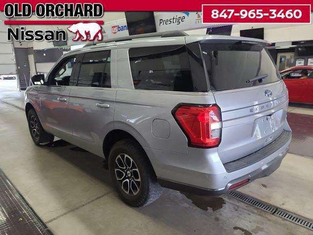 Photo of 2022 Iconic Silver Metallic Ford Expedition