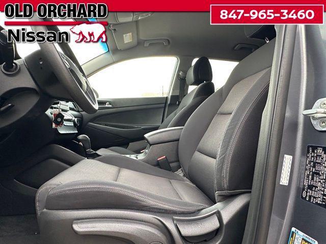 Photo of 2017 Coliseum Gray Hyundai TUCSON