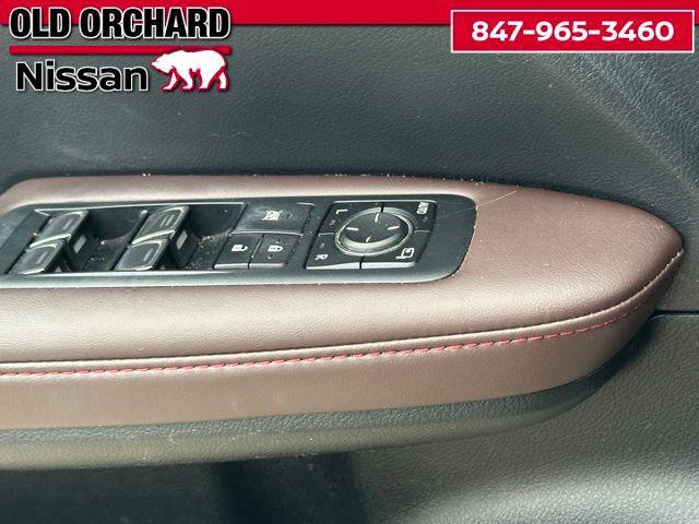 Photo of 2018 Eminent White Pearl Lexus RX 350L