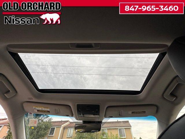 Photo of 2018 Eminent White Pearl Lexus RX 350L