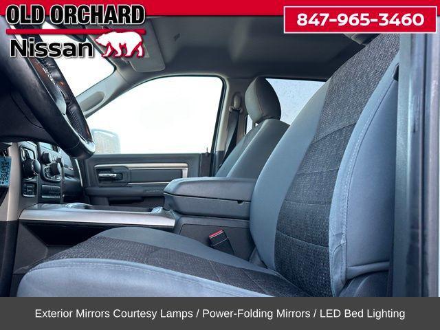 Photo of 2018 Bright White Clearcoat RAM 1500