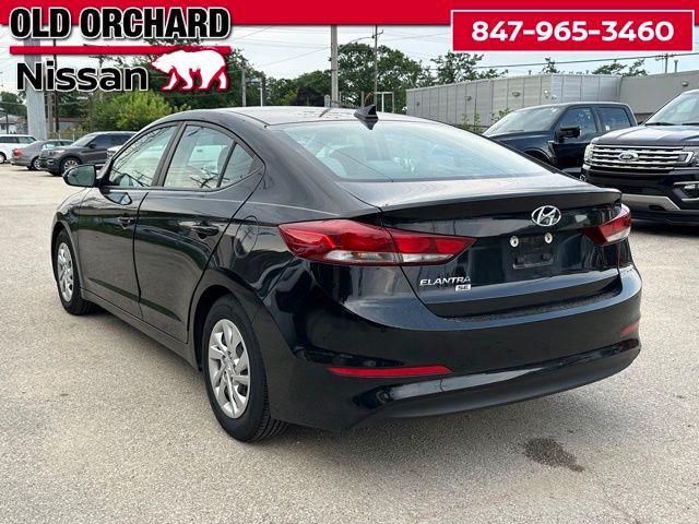 Photo of 2017 Black Noir Pearl Hyundai ELANTRA