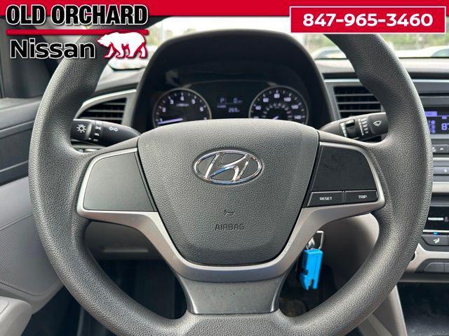 Photo of 2017 Black Noir Pearl Hyundai ELANTRA