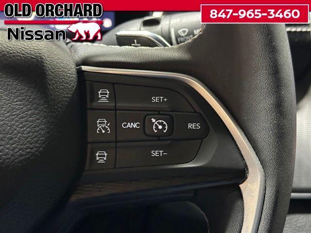 Photo of 2024 Silver Zynith Jeep Grand Cherokee L