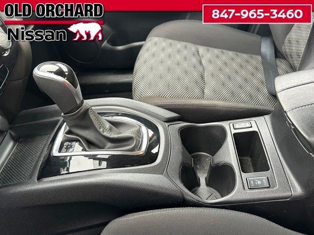 Photo of 2022 Monarch Orange Metallic Nissan Rogue Sport