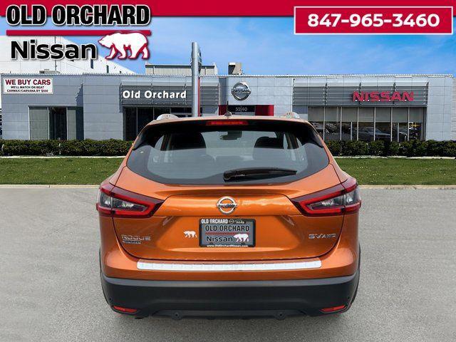 Photo of 2022 Monarch Orange Metallic Nissan Rogue Sport
