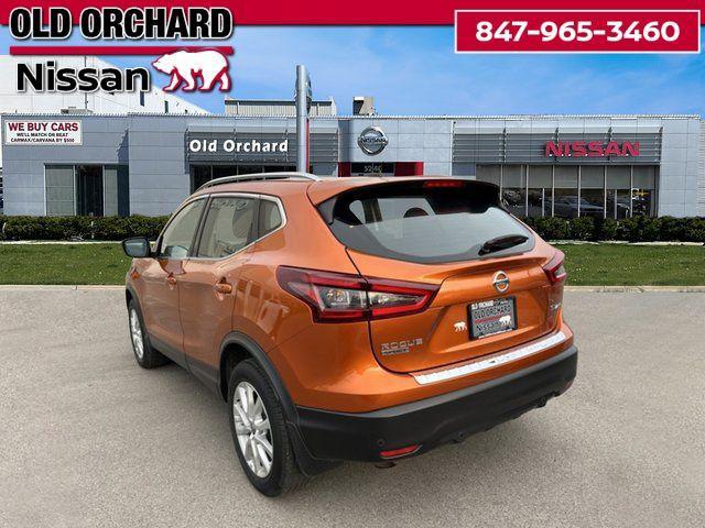 Photo of 2022 Monarch Orange Metallic Nissan Rogue Sport
