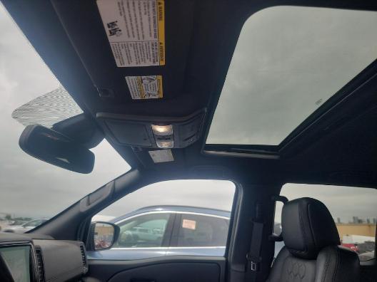 Photo of 2022 Boulder Gray Pearl Nissan Frontier