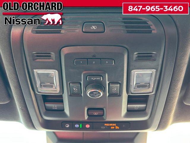 Photo of 2022 Crystal White Tricoat Cadillac Escalade