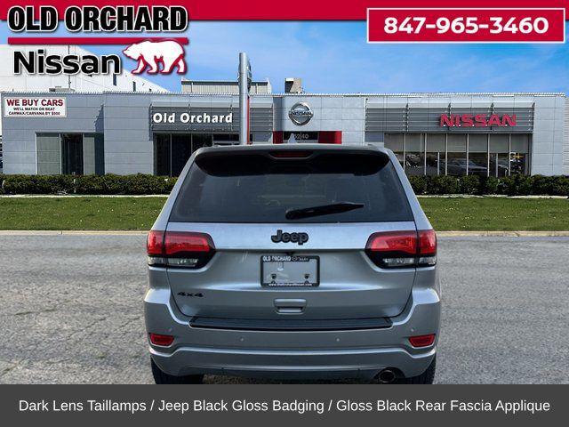 Photo of 2018 Billet Silver Metallic Clearcoat Jeep Grand Cherokee