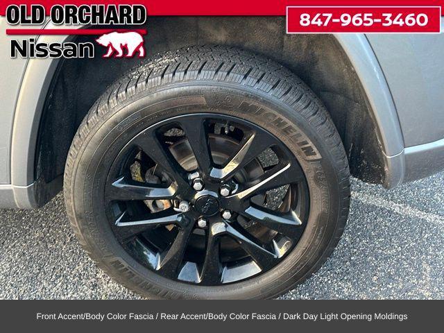 Photo of 2018 Billet Silver Metallic Clearcoat Jeep Grand Cherokee