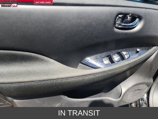Photo of 2023 Super Black Nissan Leaf