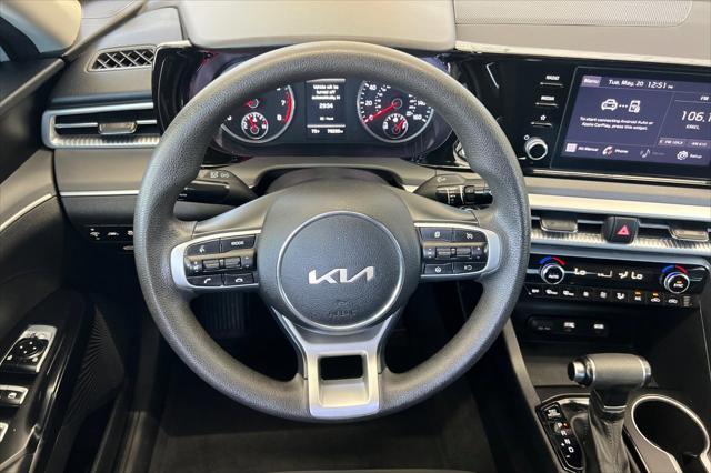 Photo of 2023 Glacial White Pearl Kia K5