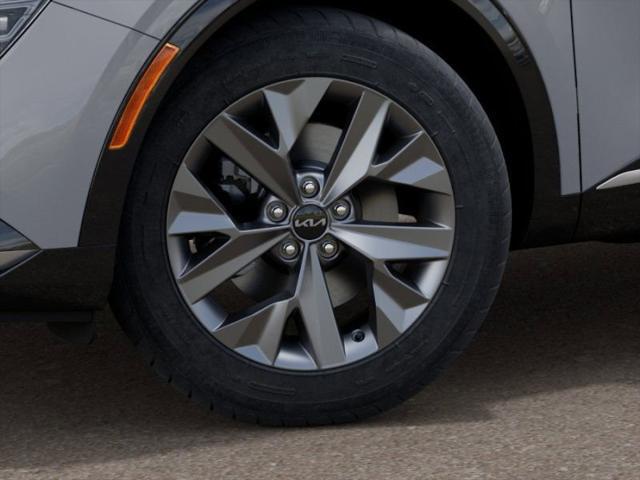 Photo of 2025 Gray Kia Sportage