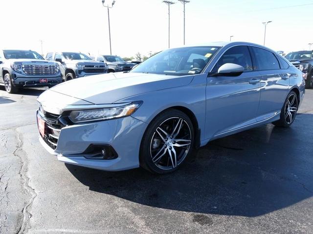 Photo of 2022 Sonic Gray Pearl Honda Accord