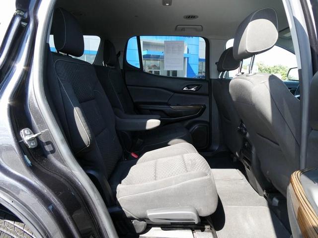 Photo of 2017 Iridium Metallic GMC Acadia