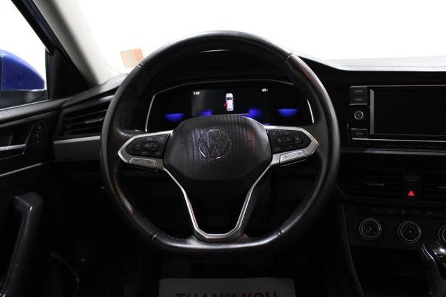 Photo of 2022 Rising Blue Metallic Volkswagen Jetta