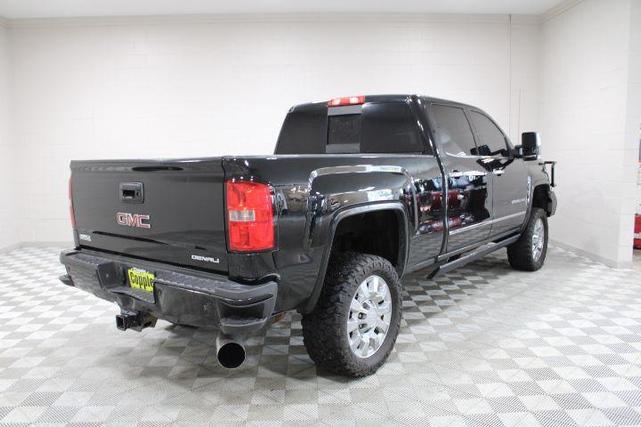 Photo of 2015 Onyx Black GMC Sierra 2500