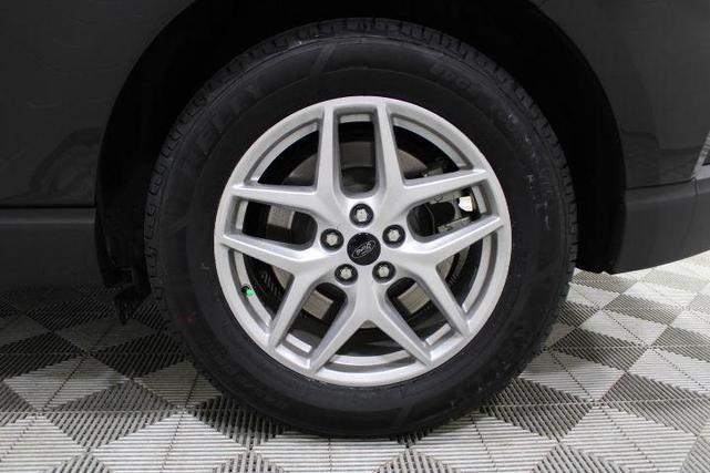 Photo of 2024 Agate Black Ford Edge