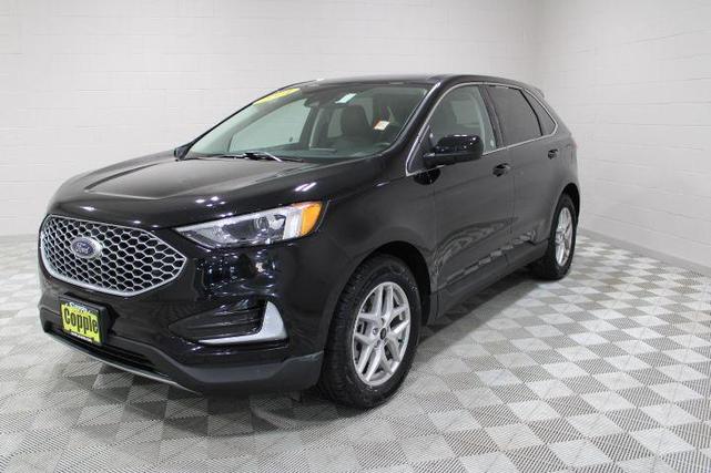 Photo of 2024 Agate Black Ford Edge