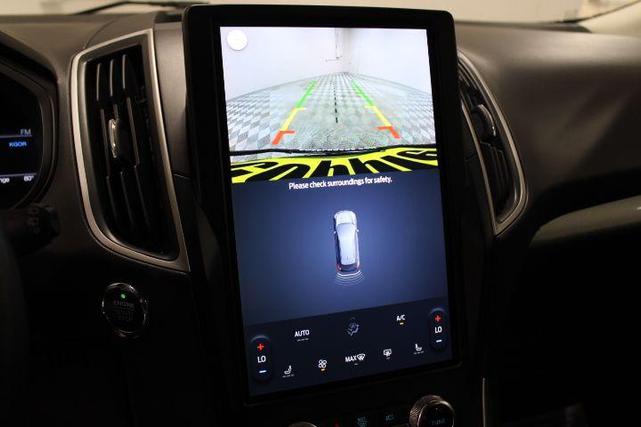 Photo of 2024 Agate Black Ford Edge