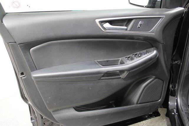 Photo of 2024 Agate Black Ford Edge