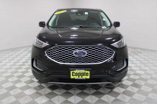 Photo of 2024 Agate Black Ford Edge