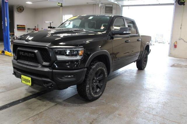 Photo of 2022 Diamond Black RAM 1500