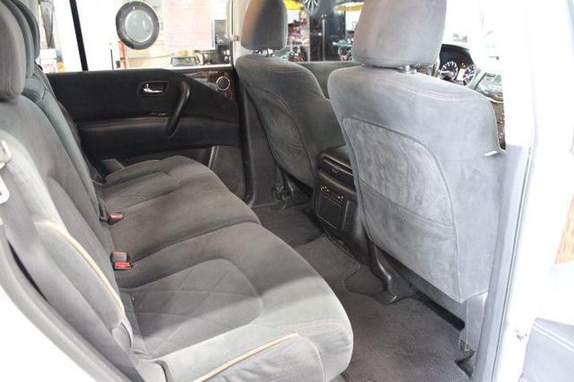 Photo of 2017 Brilliant Silver Nissan Armada