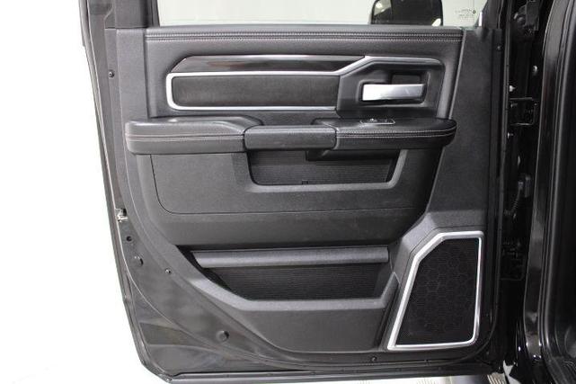 Photo of 2022 Diamond Black RAM 2500
