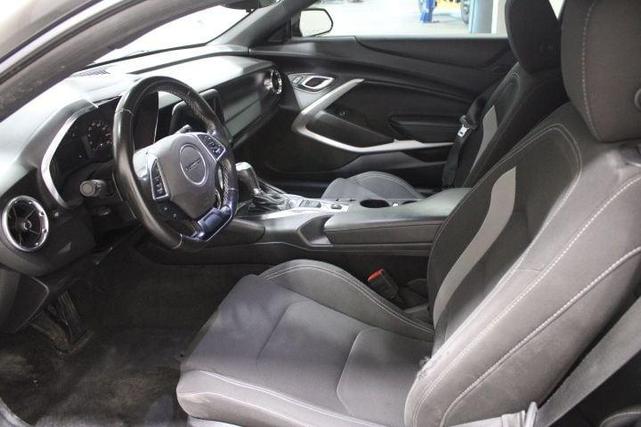 Photo of 2019 Black Chevrolet Camaro