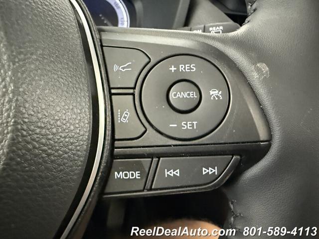 Photo of 2025 Midnight Black Metallic Toyota RAV4
