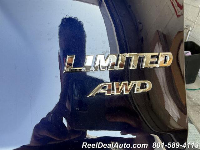 Photo of 2025 Midnight Black Metallic Toyota RAV4
