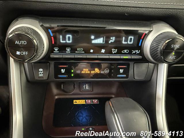 Photo of 2025 Midnight Black Metallic Toyota RAV4