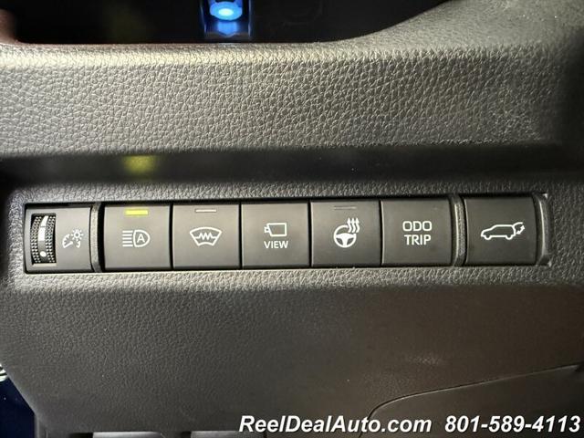 Photo of 2025 Midnight Black Metallic Toyota RAV4