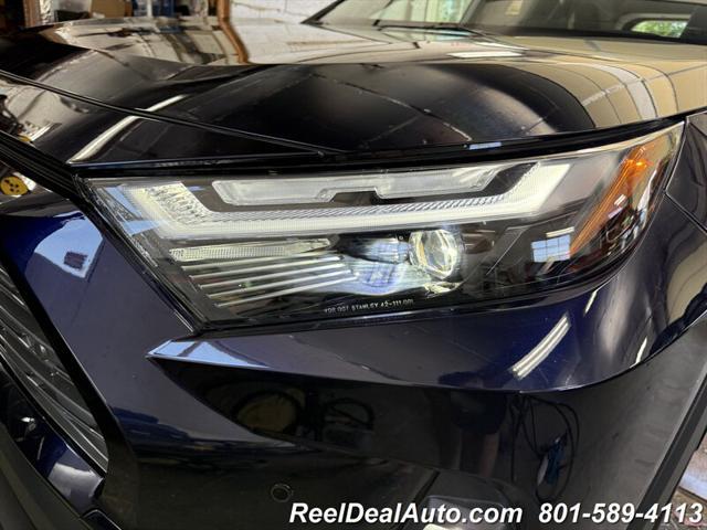 Photo of 2025 Midnight Black Metallic Toyota RAV4