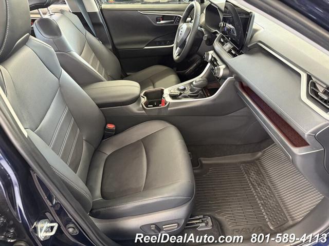 Photo of 2025 Midnight Black Metallic Toyota RAV4