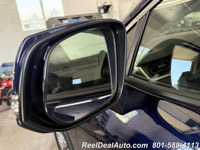 Photo of 2025 Midnight Black Metallic Toyota RAV4